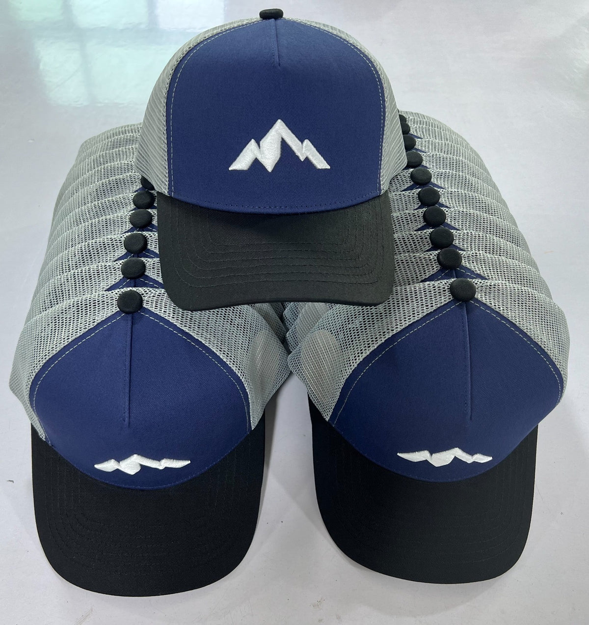 SUMMIT CAP